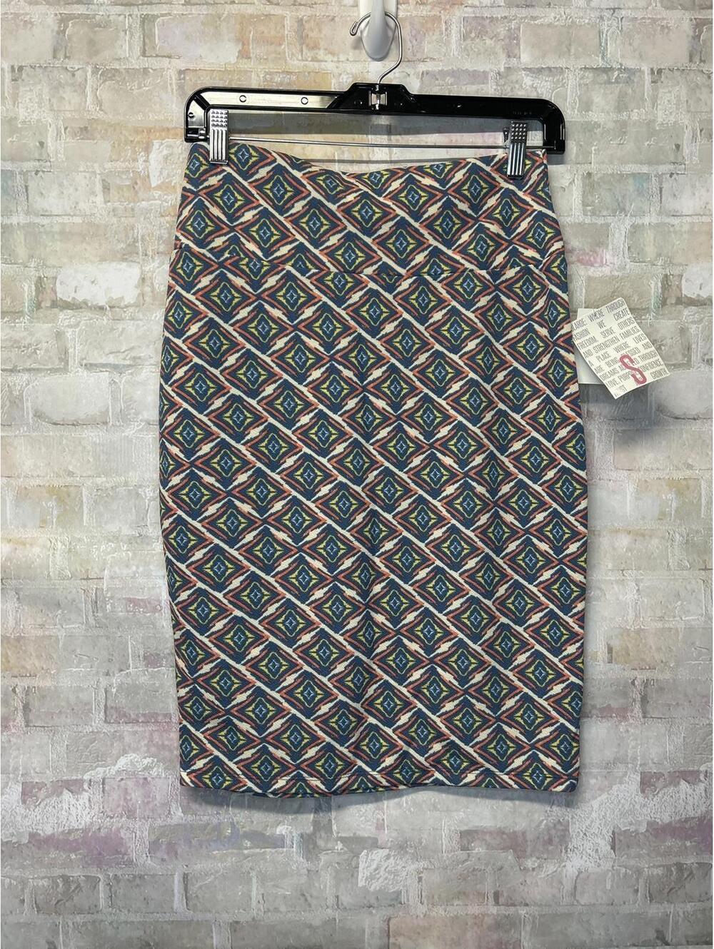 LuLaRoe Cassie Skirt NWT Small